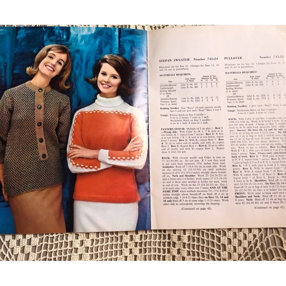 Knitting book by Columbia-Minerva Vintage - Picture 3 of 4